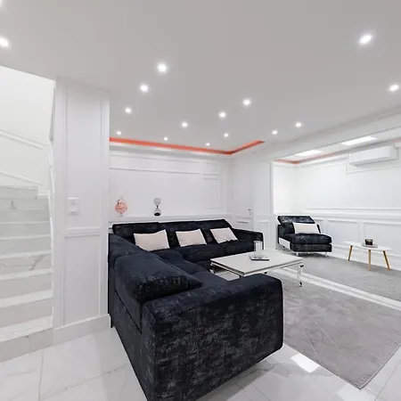 Cannes 3 Bedrooms Apartment - 14Hv
